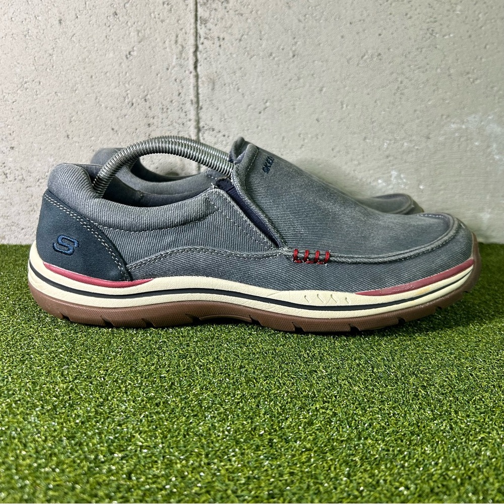 Skechers Relaxed Fit Expected Avillo Slip On 64109 Loafers Shoes Men’s 11.5